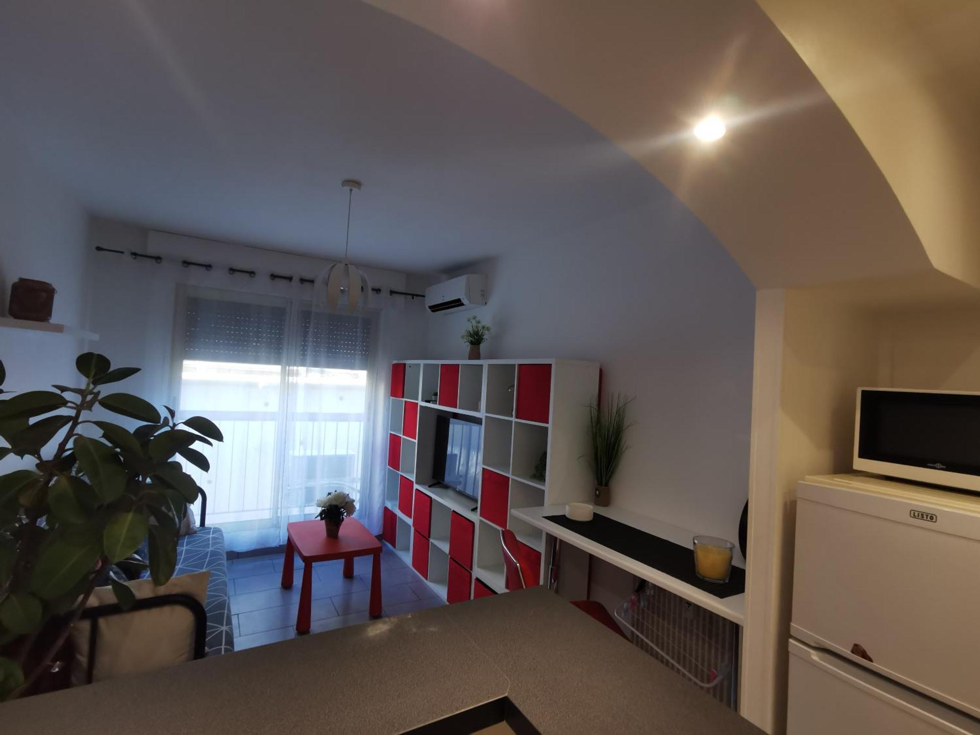 Studio Et Stationnement Offert Centre Hyères Exteriör bild